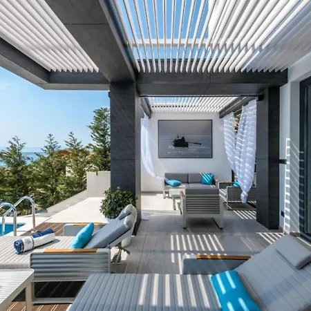 Luxurious And Stylish With Pool & Jacuzzi