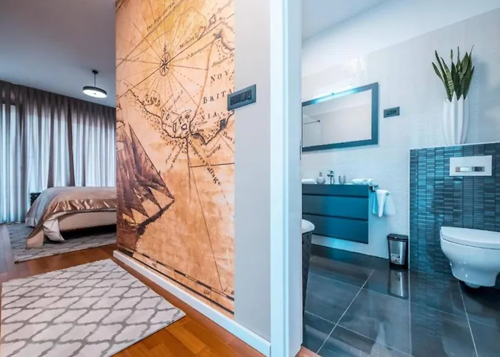 Vilă Luxurious And Stylish With Pool & Jacuzzi
