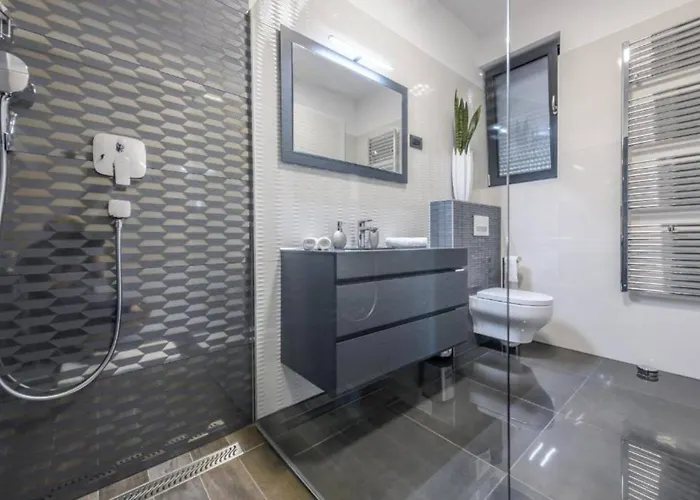 Luxurious And Stylish With Pool & Jacuzzi Vilă Crikvenica